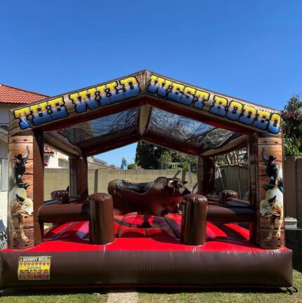 Deluxe Western Rodeo Bull Ride